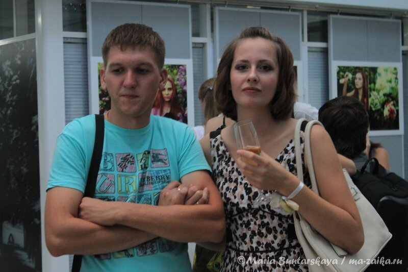 Фотовыставка Алёны Сказки 'Сказки на ночь', Саратов, атриум банка Экспресс-Волга, 19 июля 2012 года