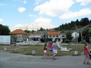 Montenegro - страна черных гор, цветущих олеандров, горных серпантинов. 0_a84e2_90291fe8_M