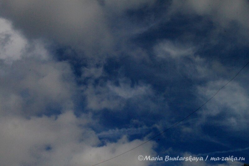 Голубизна неба, Саратов, 11 августа 2012 года