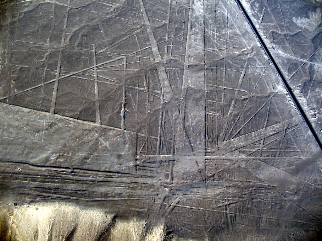 Загадочные рисунки плато Наска