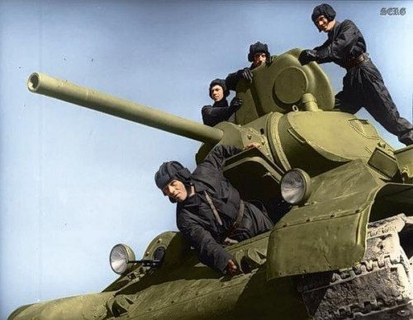 Фото Великой Отечественной войны в цвете