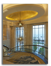  ОАЭ. Абу Даби. The St. Regis Saadiyat Island Resort Abu Dhabi. Grand Staircase
