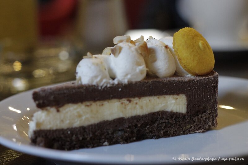 Вкусное пирожное, Саратов, кофейня 'Кофе и шоколад', 26 сентября 2013 года