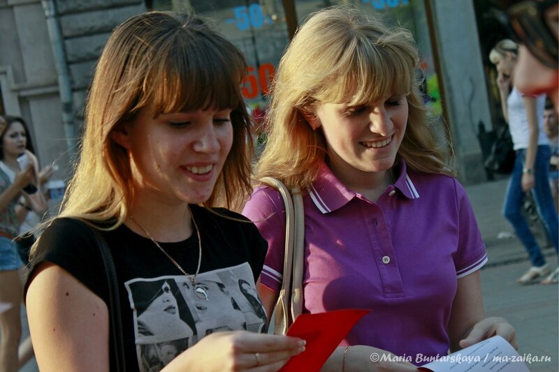 Уличные чтения Ольги Алексеевой, Саратов, проспект Кирова, 04 июля 2013 года