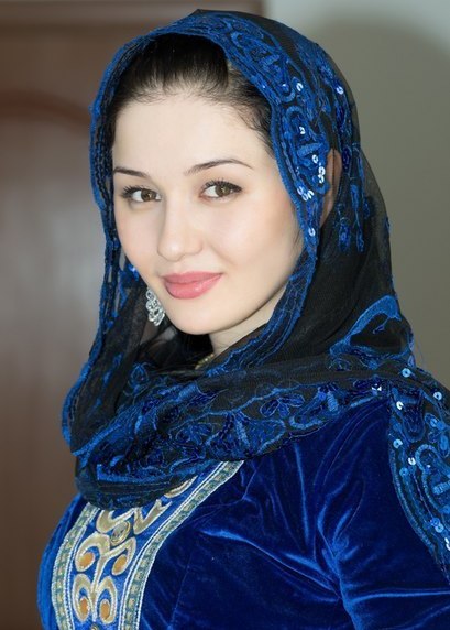 певица Хеда Хамзатова