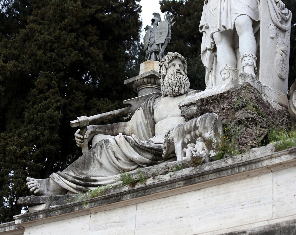 Фонтан богини Ромы (Fontana della Dea di Roma)