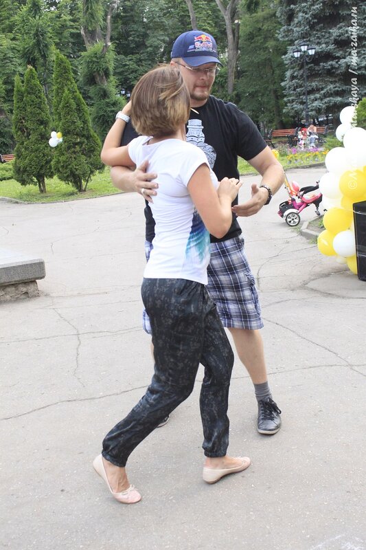 Танцы в Липках, Саратов, 06 июля 2013 года