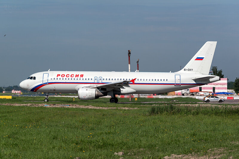 Airbus A320-212 (EI-DXY) Россия D800801