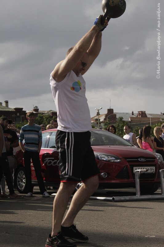 Турнир по кроссфиту 'Сила воли', Саратов, Театральная площадь, 28 июля 2013 года