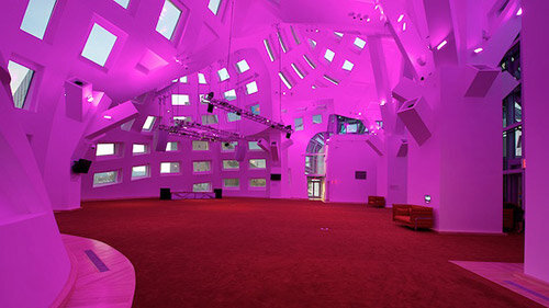 Сумасшедший дом сумасшедших форм. Смелый архитектурный проект клиники мозга в Лас-Вегасе