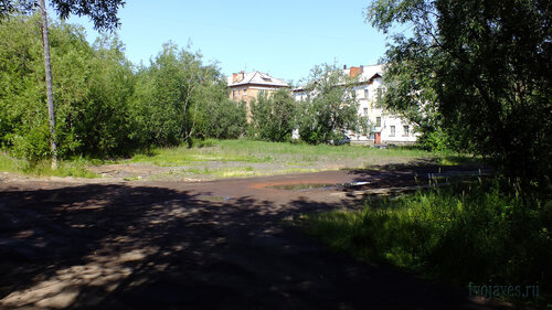 Фото города Инта №5203
 Гагарина 1 и Геологическая 5 16.07.2013_12:47