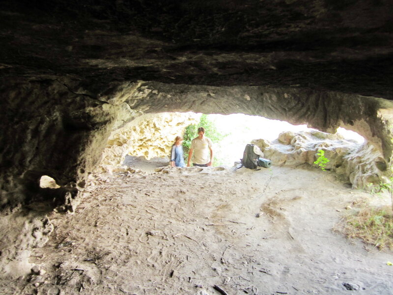 Пещеры в Бакле