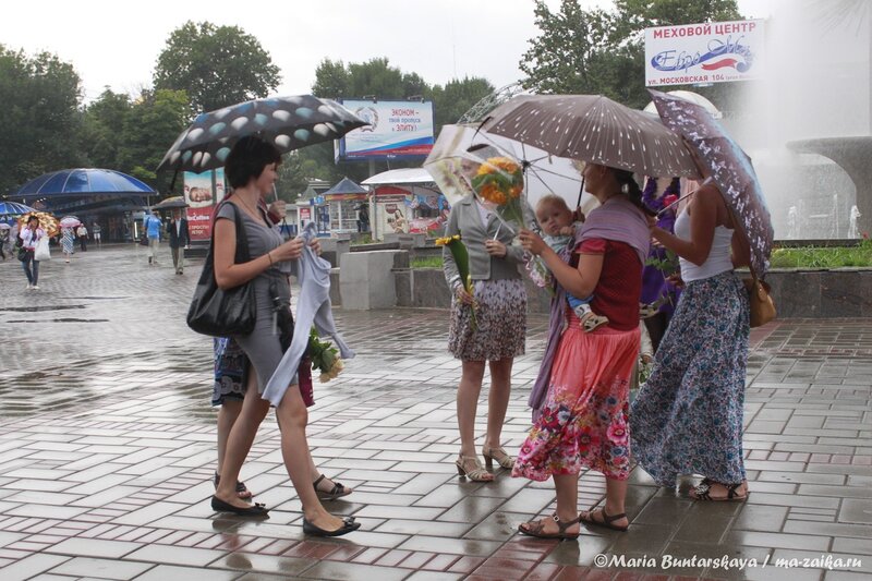 Флешмоб женственности, Саратов, проспект Кирова, 01 августа 2013 года