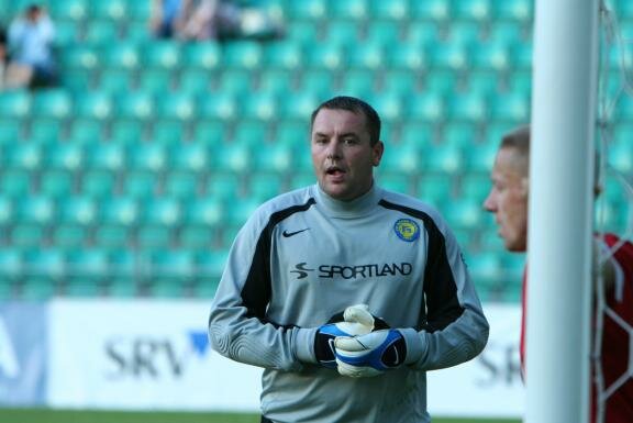 Сергей Усольцев держал свои ворота на замке почти десять матчей подряд
