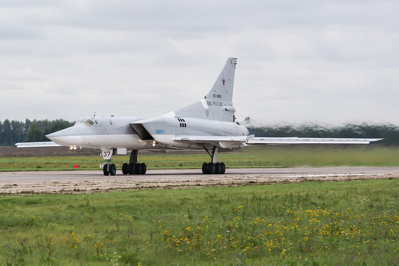 Туполев Ту-22М-3М (RF-94145 / 37 красный) ВВС России D802456