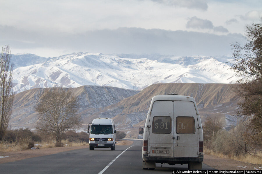 Загородные дороги Киргизии 