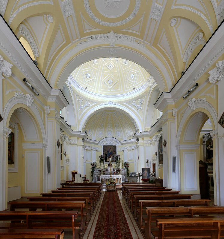 Искья, Серрара. Церковь Святой Марии Кармине (La Chiesa di Santa Maria del Carmine)