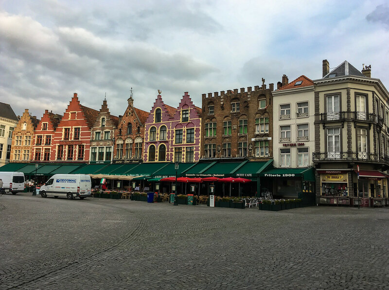 Почти дома. Известные города фландрийской Бельгии. очень, почти, будет, много, город, Брюгге, просто, Бельгии, городе, можно, только, слегка, Франции, совсем, когда, который, чтобы, время, находится, назад