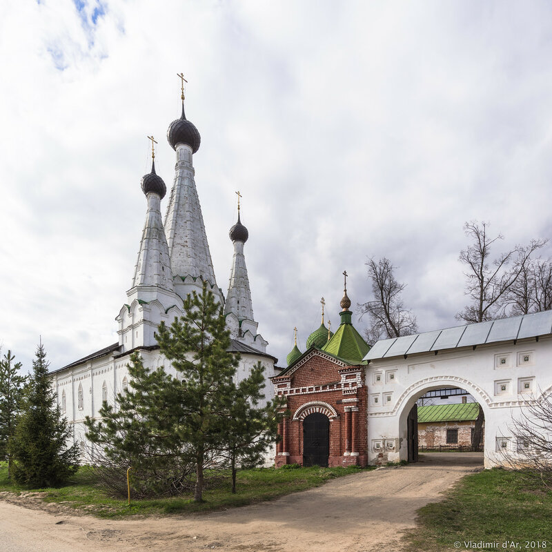 ÐÐ»ÐµÐºÑÐµÐµÐ²ÑÐºÐ¸Ð¹ Ð¼Ð¾Ð½Ð°ÑÑÑÑÑ Ð² Ð£Ð³Ð»Ð¸ÑÐµ