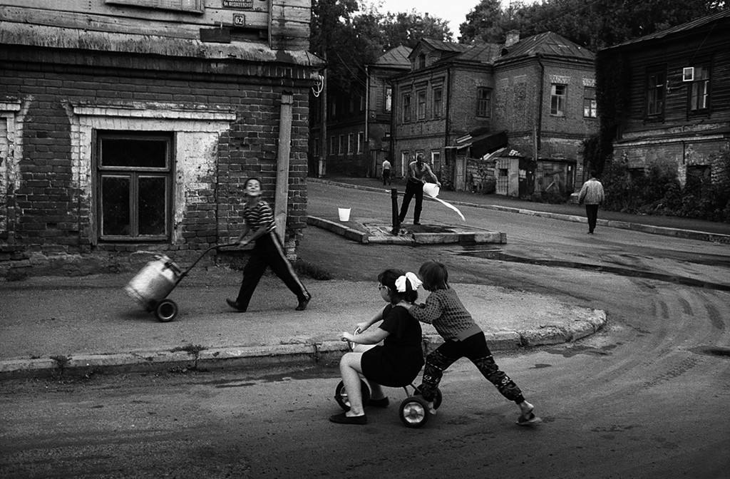 Фотограф Евгений Канаев: «Казань и казанцы в 90-е». Портрет не одного города, а всей страны