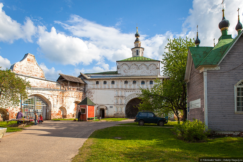 Грандиозный монастырь в Переславле-Залесском 
