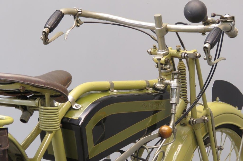 Ретро мотоцикл Ivy Model c 1921