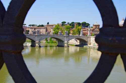 мост в Риме