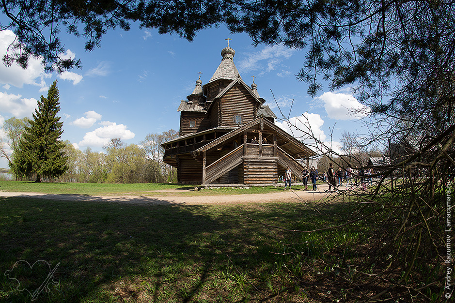 Музей деревянного зодчества Витославлицы под Великим Новгородом