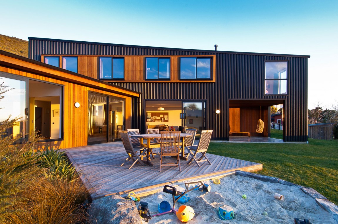 Проект дома Nelson House от архитекторов Kerr Ritchie в городе Нельсон, Новая Зеландия. Проектировал