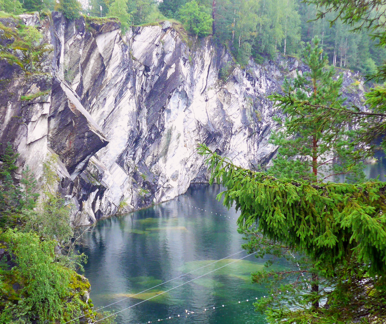 Marble Canyon / Ruskeala Mountain Park / Karelia / Russia