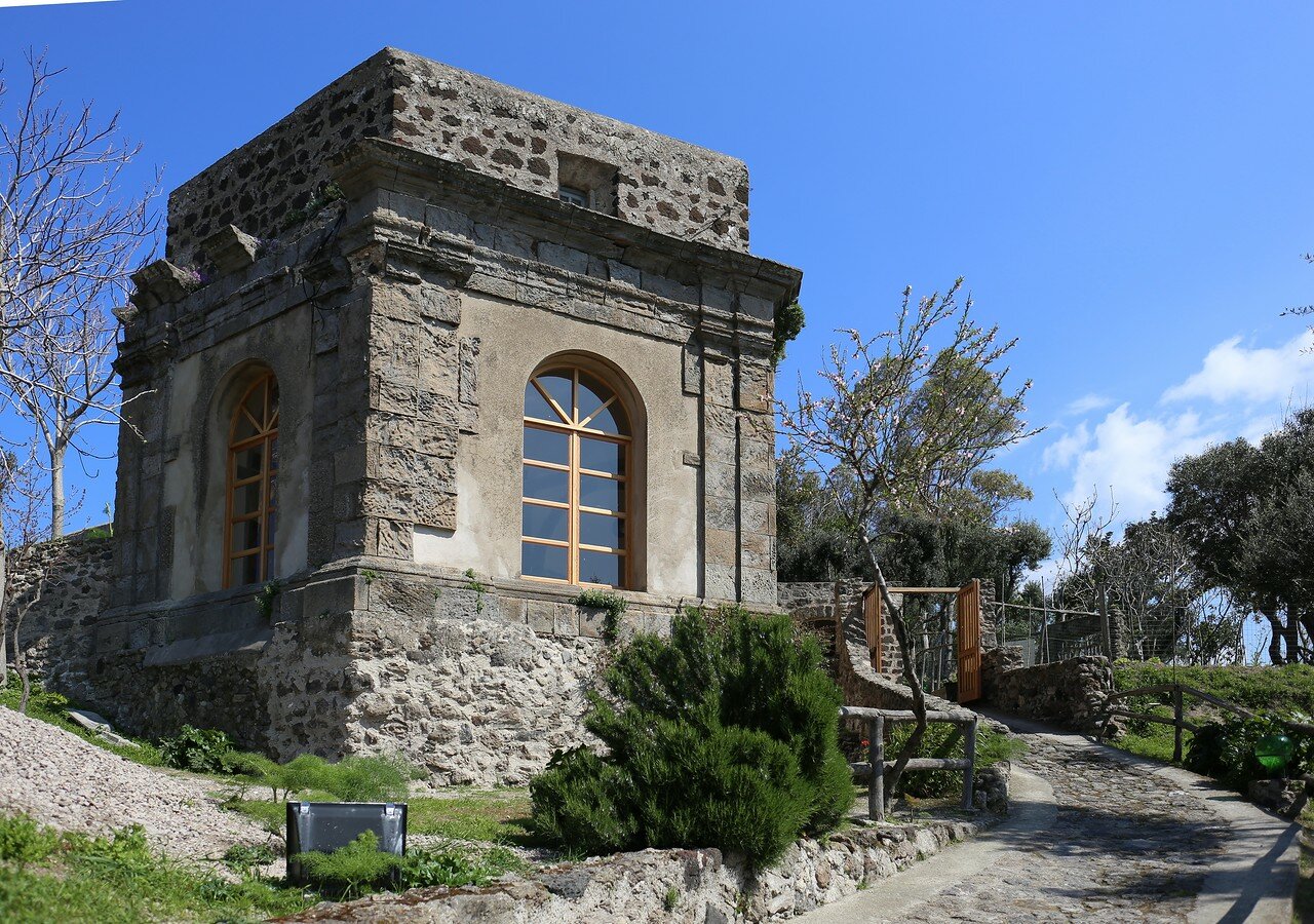 Ischia, the Aragonese castle.