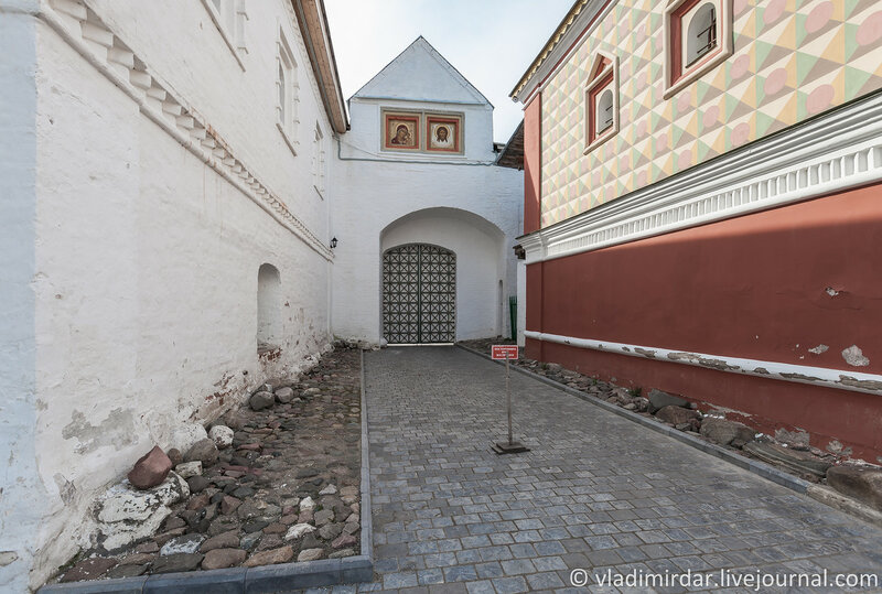 Западные ворота. Ипатьевский монастырь. Кострома.