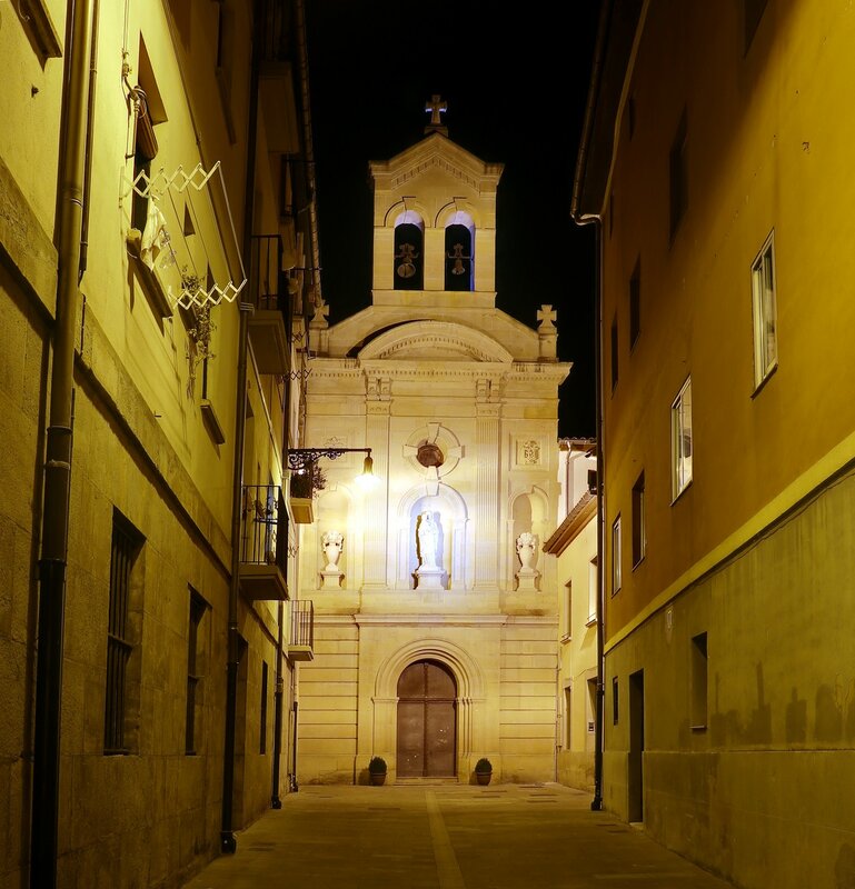 Pamplona. Church of the monastery of the barefoot Carmelites (Convento de Carmelitas Descalzas, Pamplona)