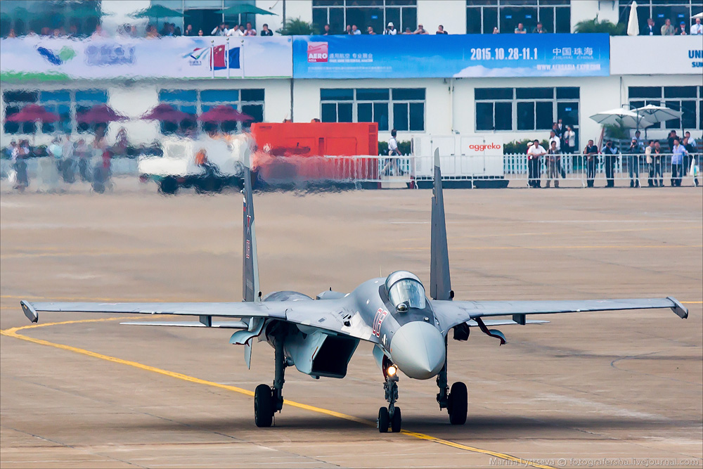 SU-35S فى معرض الصين للطيران 2014 0_cd8d2_26bf3b45_orig
