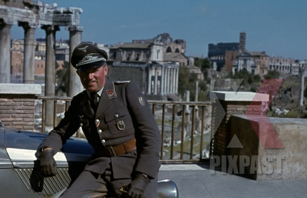 stock-photo-luftwaffe-flak-officer-with-krim-shield-of-the-leichte-flak-abteilung-99-mot-in-rome-italy-1944-with-staff-car-12879.jpg