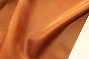 ПС415 ПРОДАНО 195руб-м Подкладочная ткань (вискоза 100%)  цвет темно-оранжевый,приятная,мягкая,пластичная ,ширина 1,50м.JPG