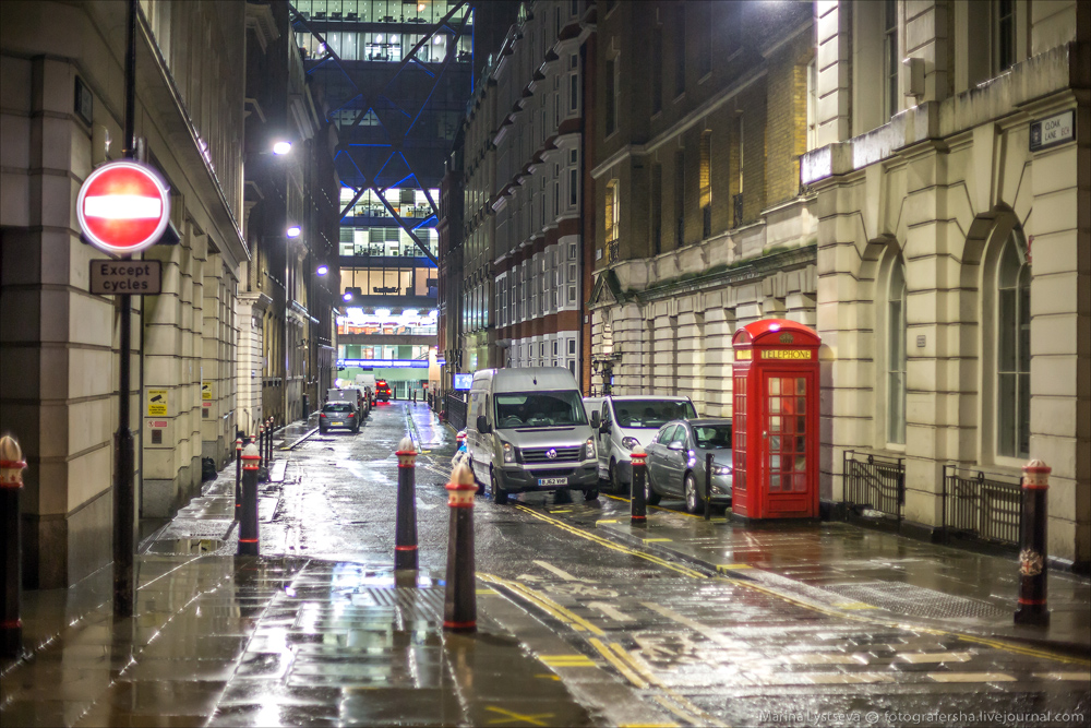 Дождь в лондоне. Севен Дайлз в Лондоне. Дождливый Лондон. Улицы Лондона дождь.