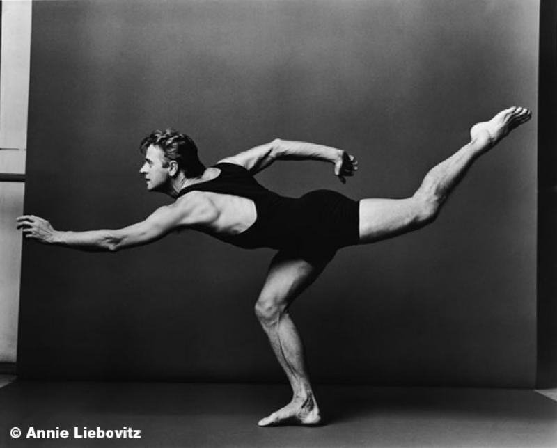 Молчаливый любовник Misha Барышников, Baryshnikov, Mikhail, Михаил, Лайза, жизни, Миннелли, Джессика, Leibovitz, своих, Барышникова, Annie, только, всегда, роман, русские, Минелли, времени, Эрика, совершенно