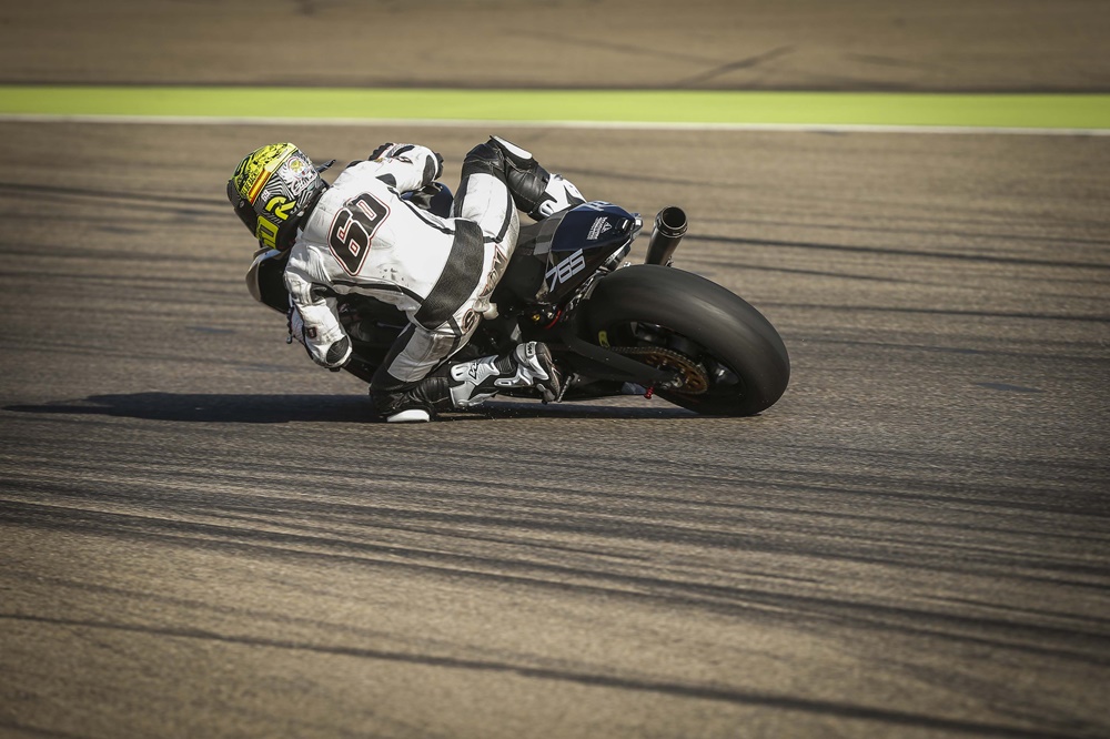 Компания Triumph тестирует мотор Moto2 на базе прототипа Daytona 765» (трейлер)