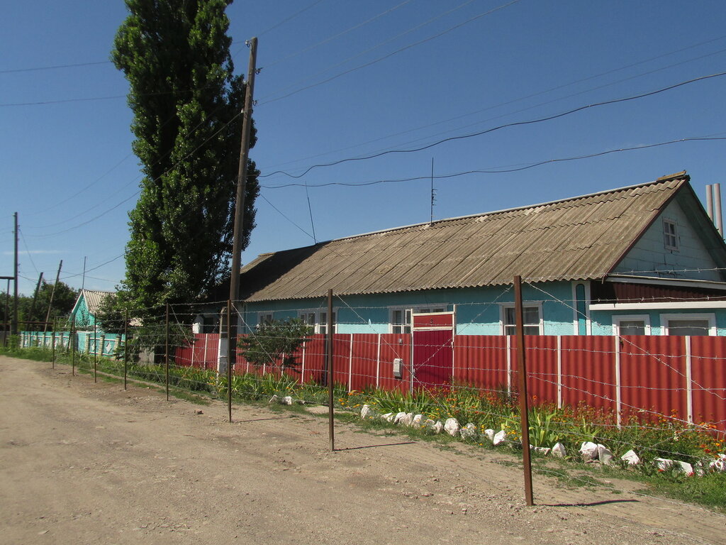 Россия, через дорогу - Украина. Как живут в двойном посёлке Чертково - Меловое 