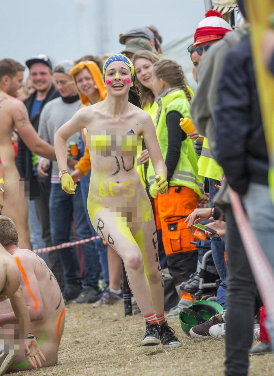 Roskilde Festival - один из крупнейших музыкальных фестивалей в Европе, впе...