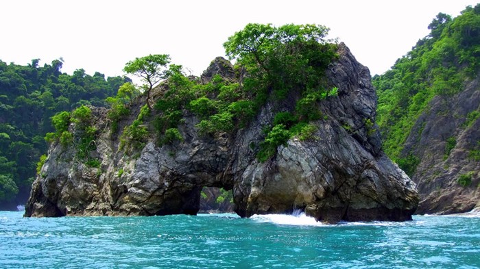 Ла Тортуга: райский Остров Черепахи с прозрачной водой и белым песочком