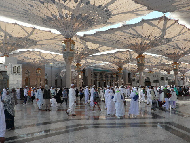 Мечеть Аль-Масджид ан-Набави. Медина, Саудовская Аравия