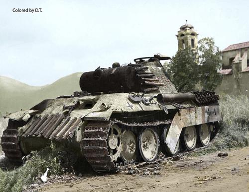 Из жизни Пантер. ( 28 фото ) Panther_tank_number_114_with_zimmerit colored by D.jpg