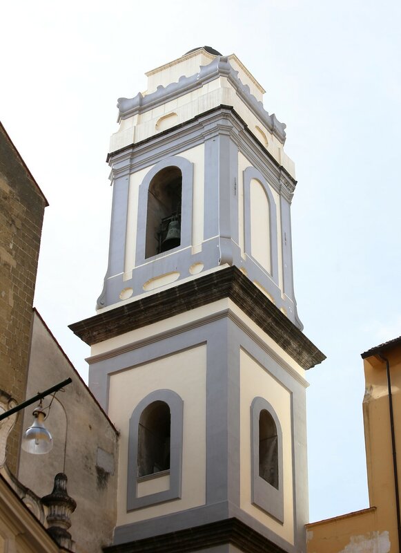 Неаполь. Большая церковь Святого Доменика (San Domenico Maggiore)