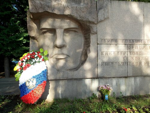 Памятник Федору Полетаеву в Рязани