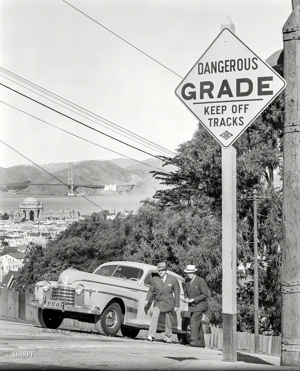 Oldsmobile: Стоит как вкопанный (1940 год)