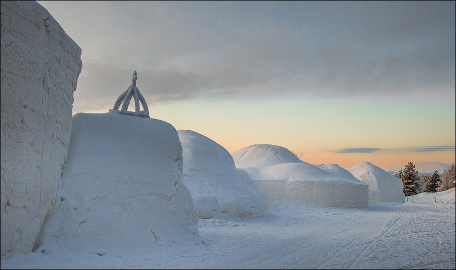 Snow Village in Lapland / Отель из льда в Лапландии