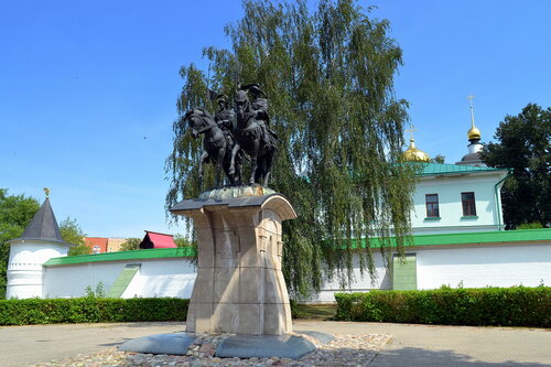 Памятник Святым Борису и Глебу