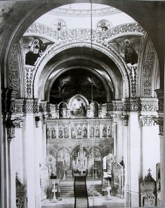 Внутренний вид Богородице-Рождественского кафедрального собора
